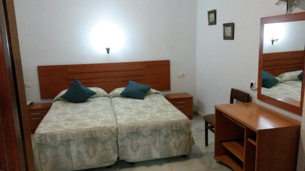Hostal Centro Sol Cadiz Bagian luar foto